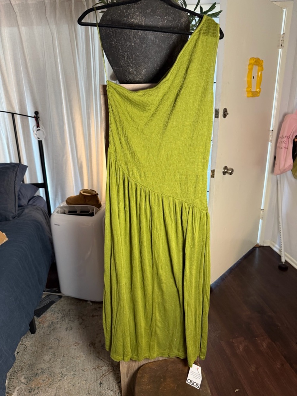 One-Shoulder ASOS Dress - Picture 4 of 7